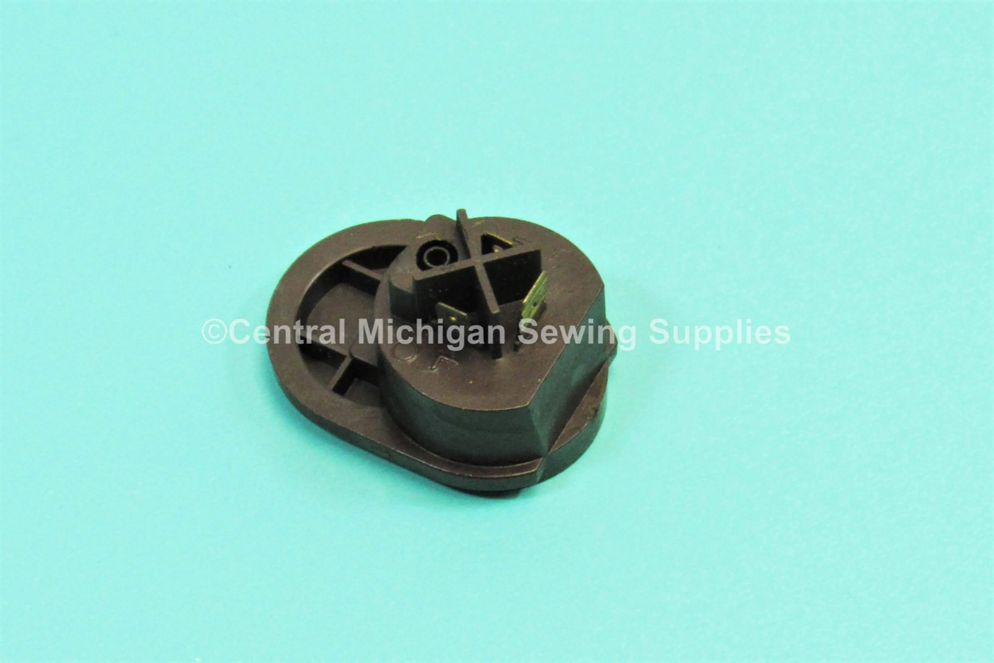 Original Singer Male Plug Receptacle Fits Models 500A, 503A - Image 2