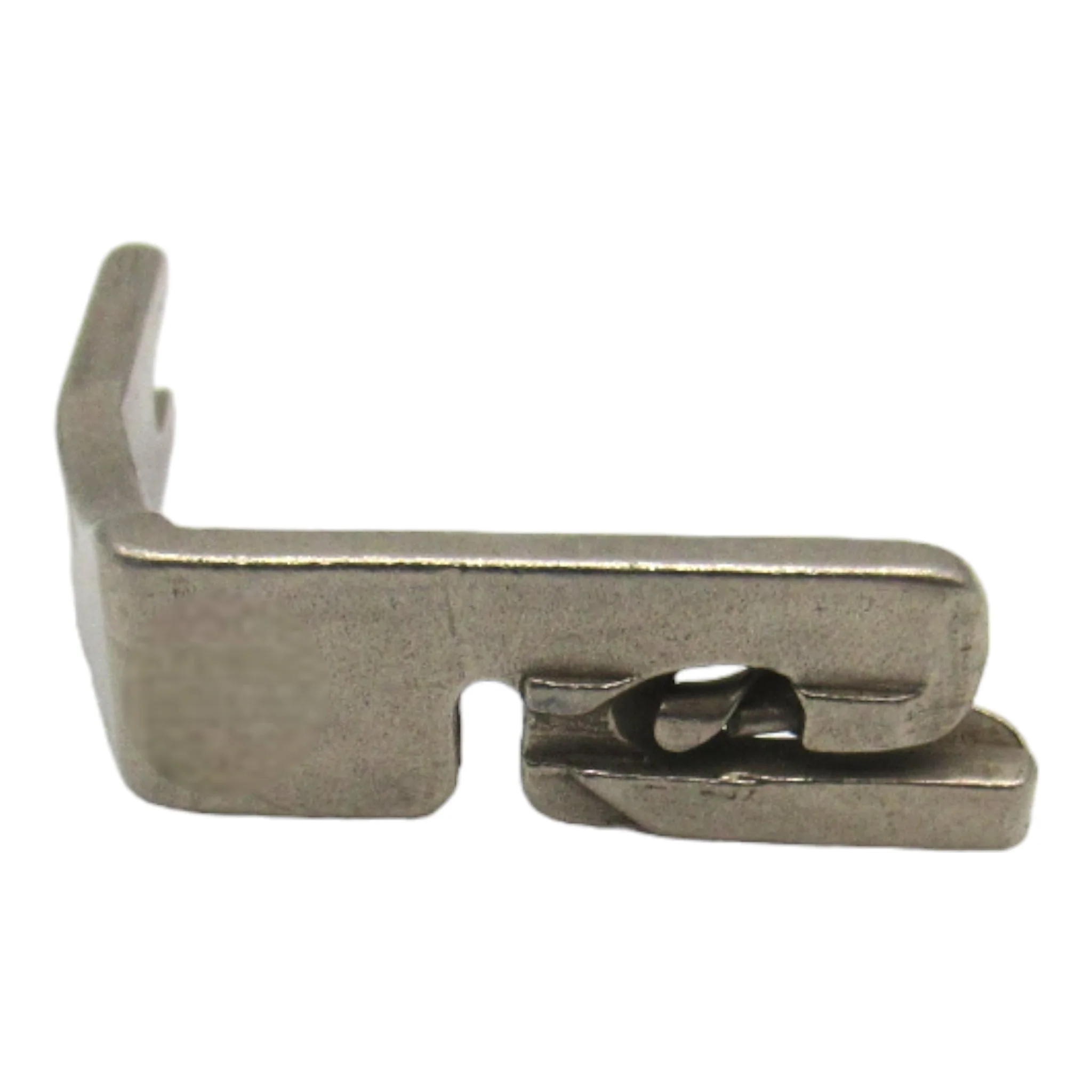 Singer Back Clamping Hemmer Foot #28789 - Model 66-1 - Image 2