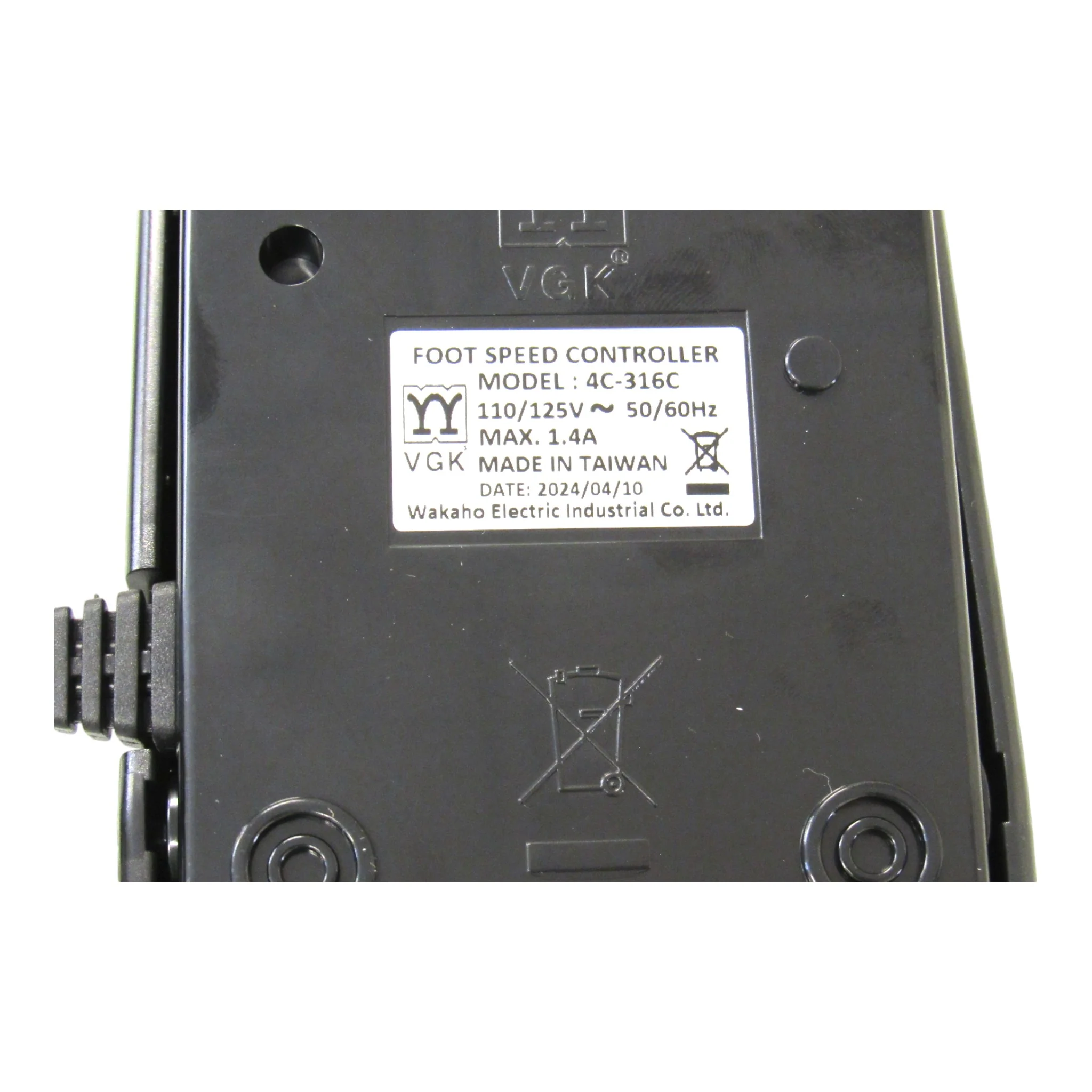 Singer Electronic Foot Control with Cord - Part # 988274-102 - Universal 3-Pin Bakelite - Image 3