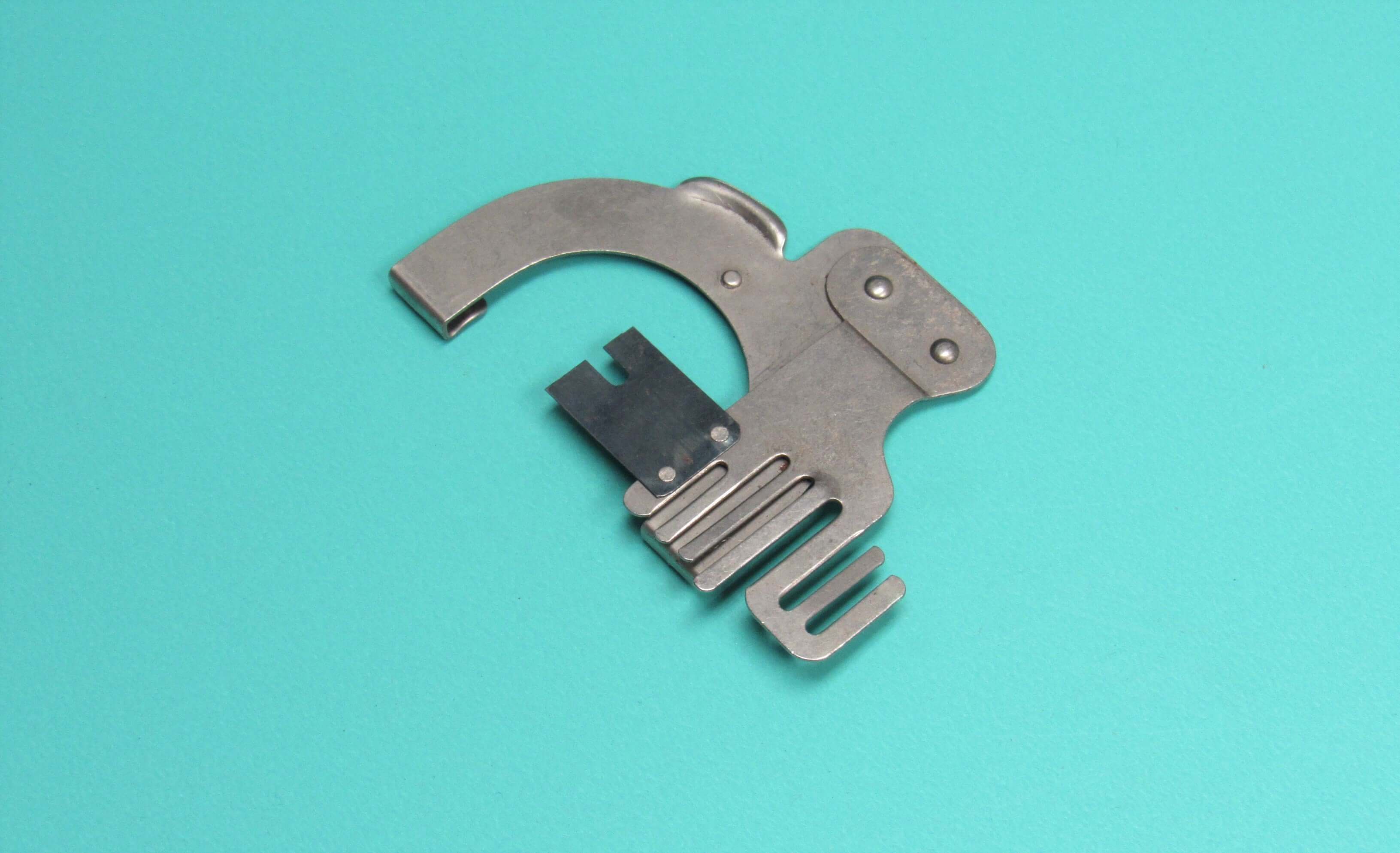 Vintage Original Shirring Plate - Singer Part # 35960