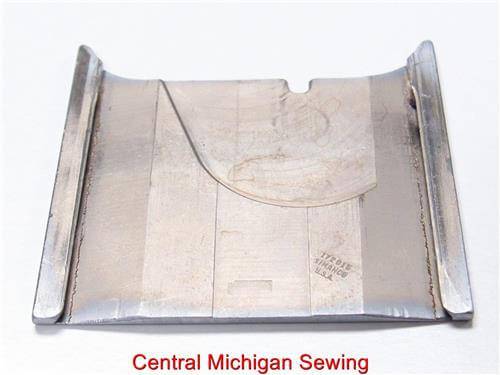 Vintage Singer Bobbin Cover 172015 - 401 Slant-O-Matic 403 404 500 Rocketeer 503 - Original Part - Image 2